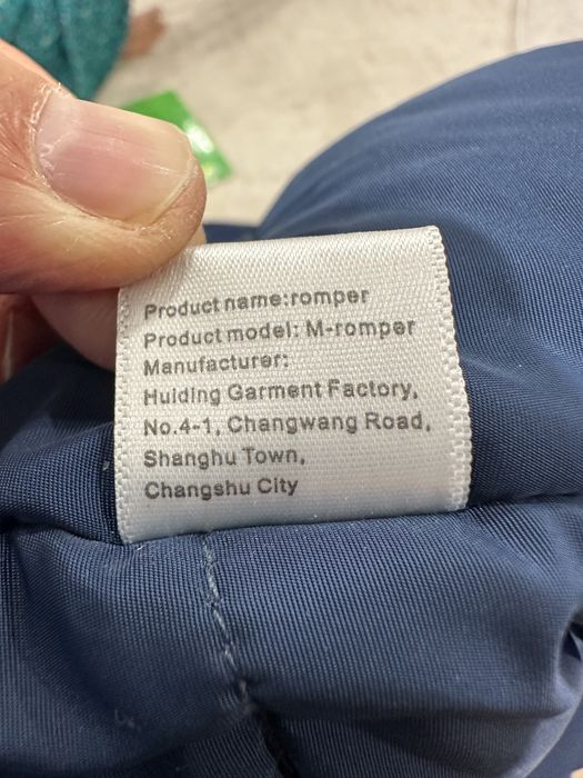 Продам комбинезон детский