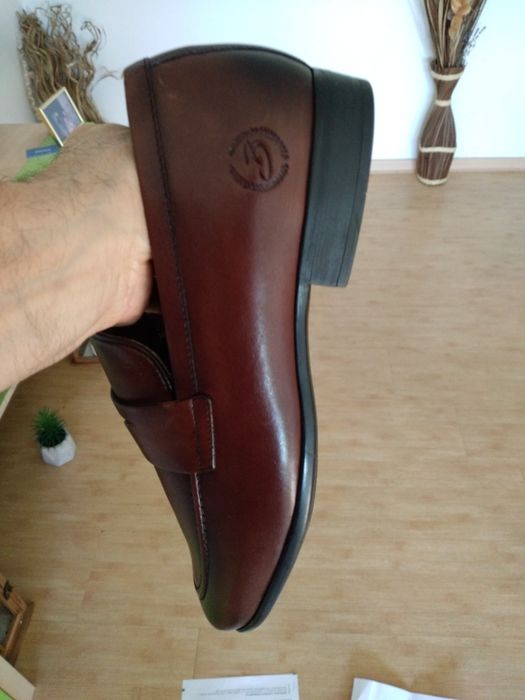Pantofi "Benvenuti marimea 39,,25,7 interior.Sunt noi /nouti.