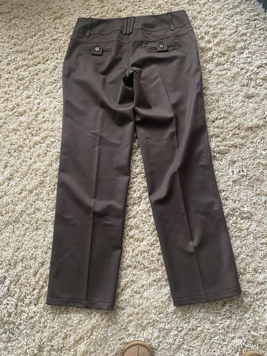 Дамски панталон с елегантна кройка