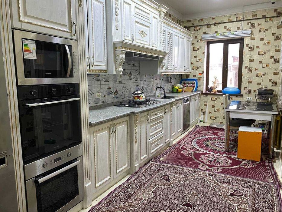 Сдаётся участок 5 комнат ор-р Гуфик авеццена