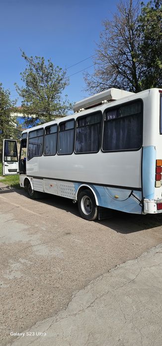 Автобус исузу 2016 год