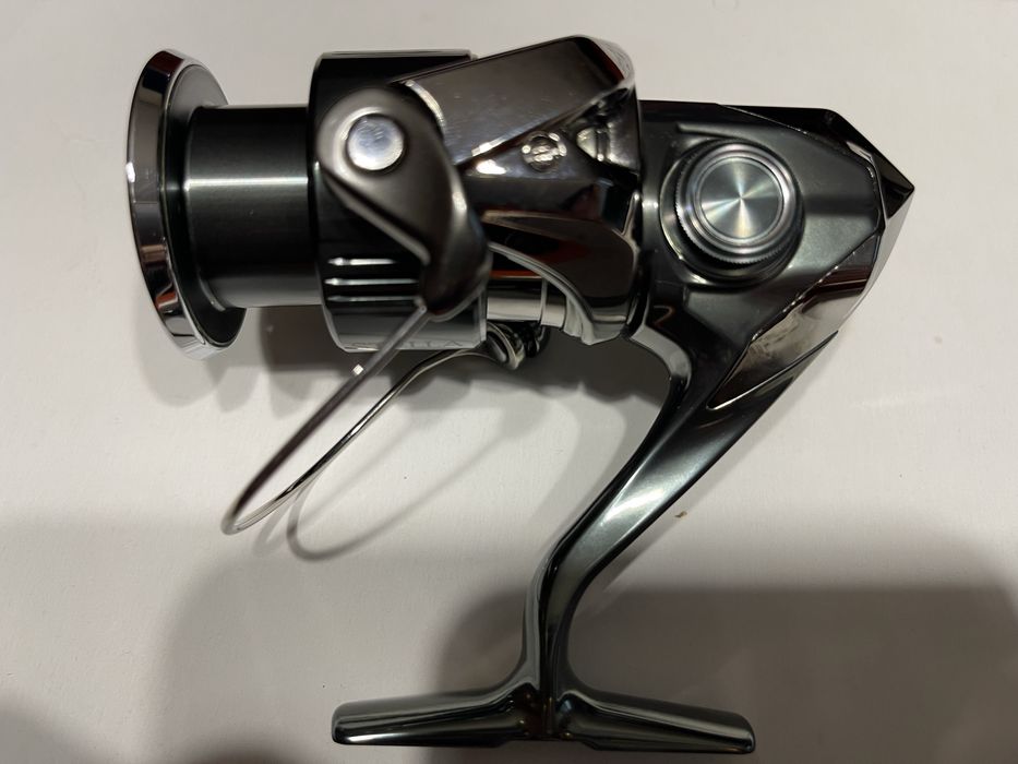 Продавам нова макара SHIMANO