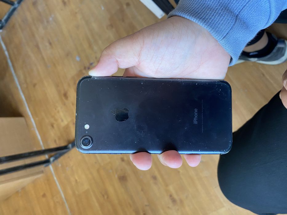 Айфон 7 сатылады