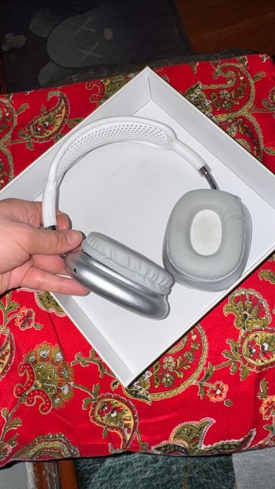 Продается Apple AirPods Max