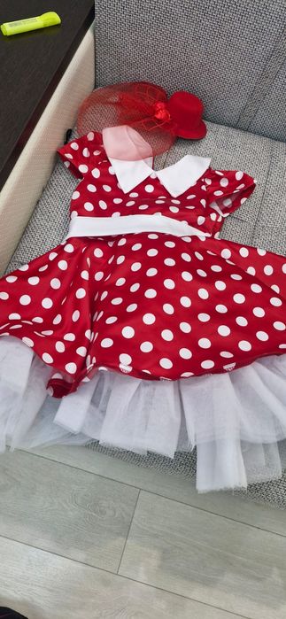 Продаются нарядные платья