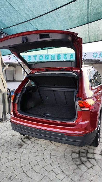 Продавам отличен VW Tiguan 2.0 TDI