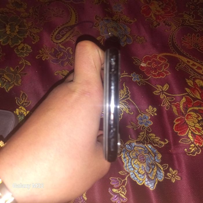 Айфон х 256 г сломиная задная част