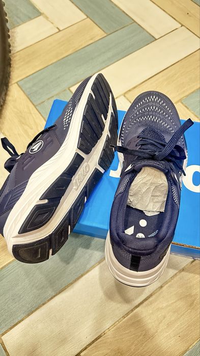 Беговые кроссовки Jako premium run II