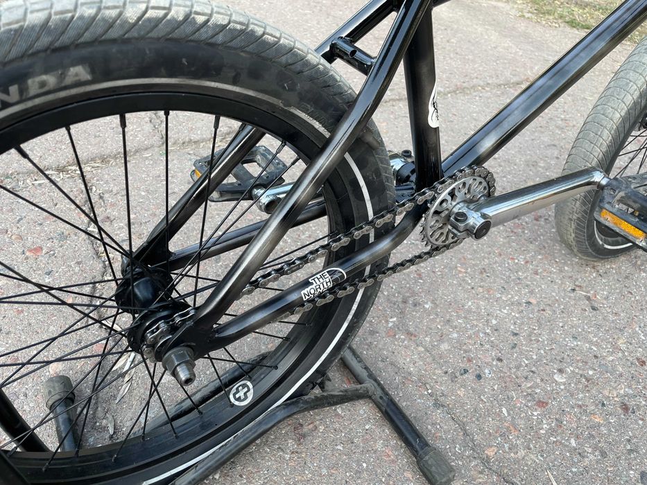 Велосипед BMX подпрофесианальный