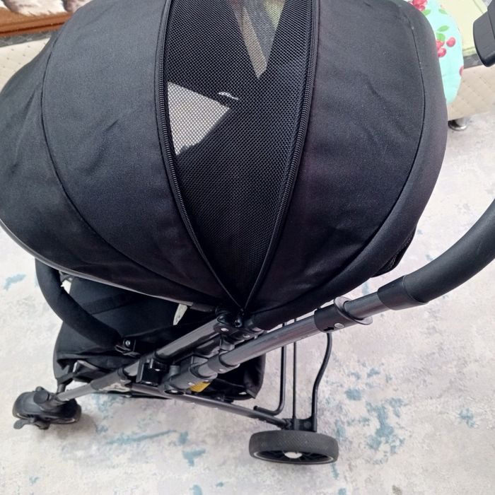 Продам детскую коляску