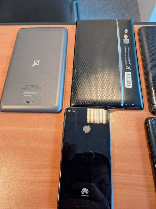 Vand Lot Tablete Smartphone netestate  - piese Allview, Huawei