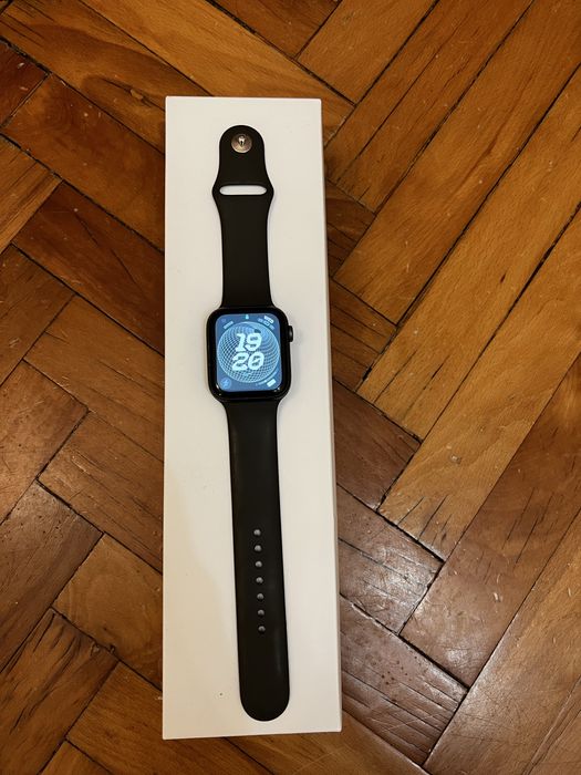 Apple watch series 5, 44mm, space grey