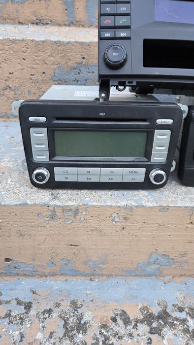 Radio cd-player mp3 vw golf 5 touran skoda Mercedes