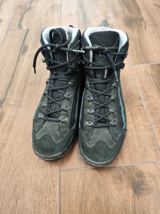 Туристически обувки Lowa