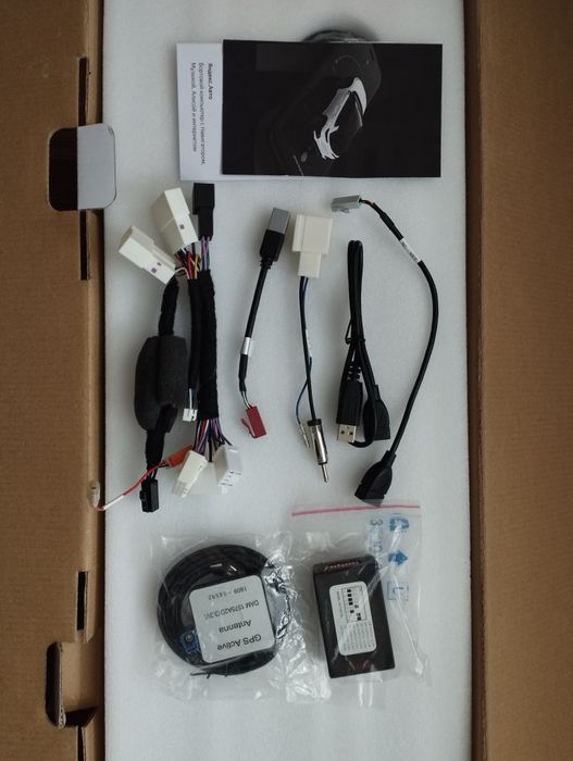 Магнитола  Тойота Камри 70