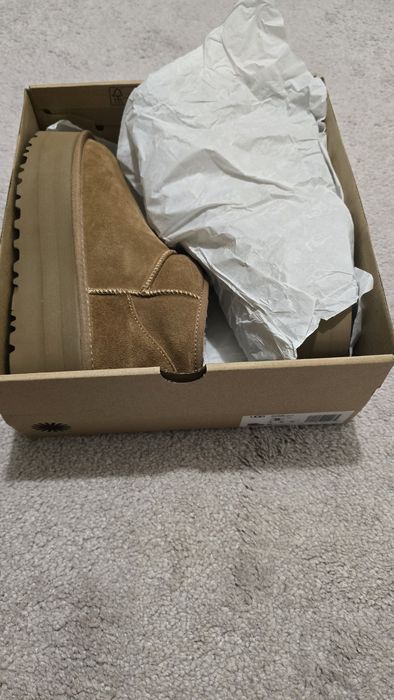 Ghete        UGG