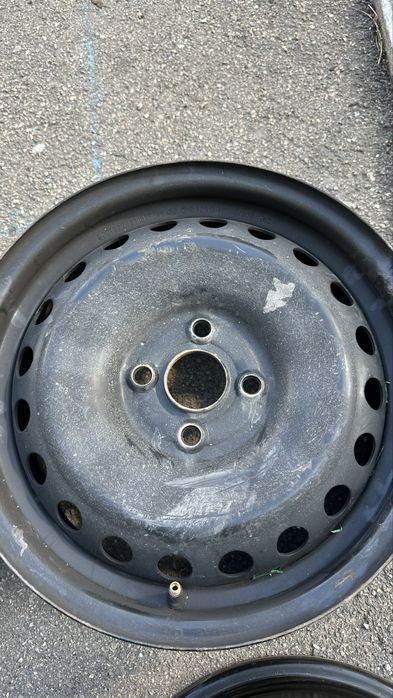 Продам штампы на Ларгус, Кобальт, Нексиа состояние идеальное