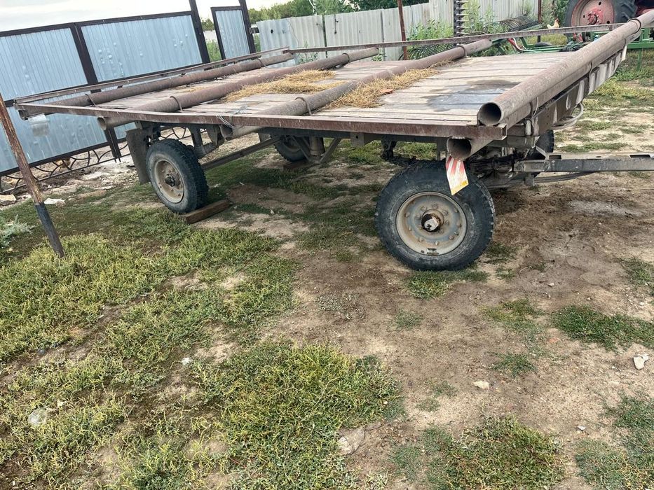 Прицеп 2птс4.                      ,