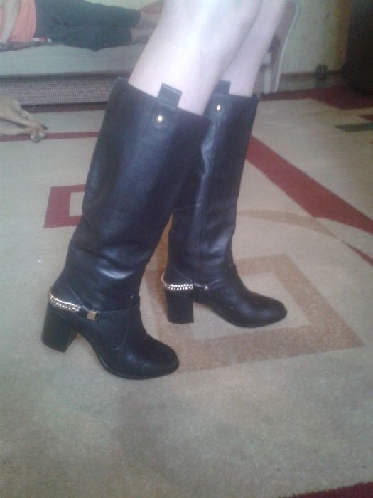 Зимние кожаные сапоги