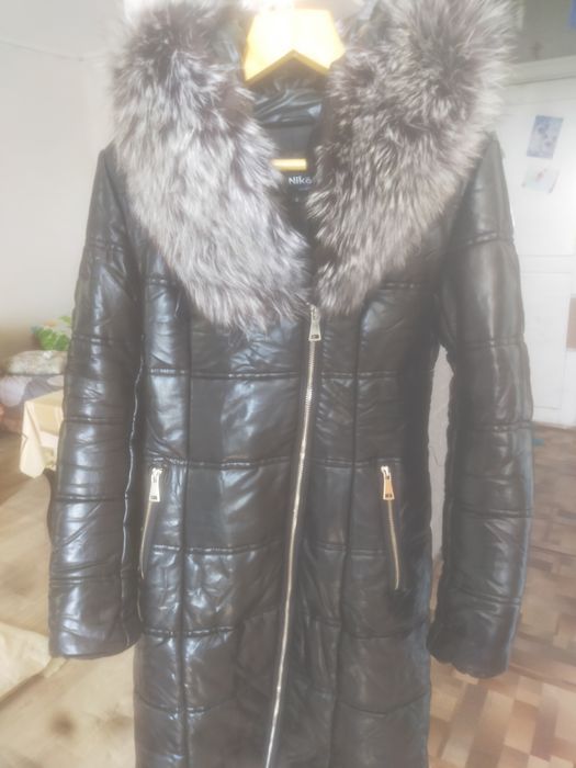 Продам зимний пуховик