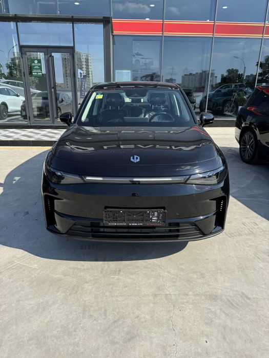 LEAPMOTOR C10 Hybrid 210