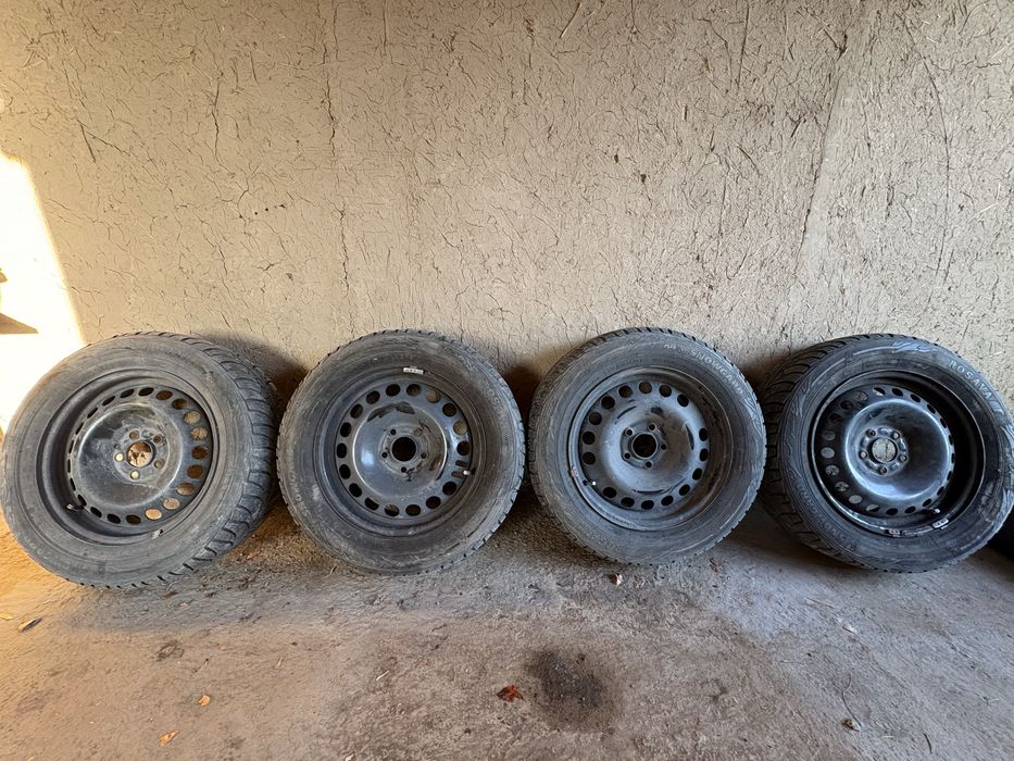 Балон 215/60 R16