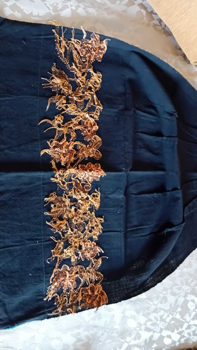 Тъкани престилки и възглавница