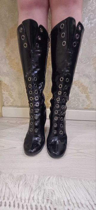 Сапожки женские в ассортименте