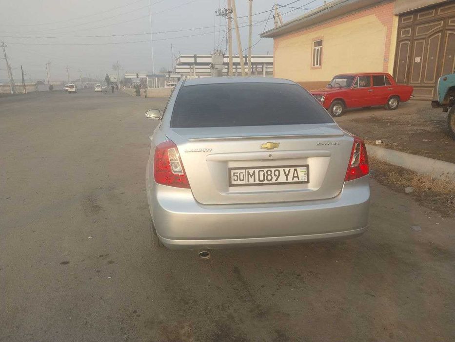 Lasetti 2012 1-pozitsiya