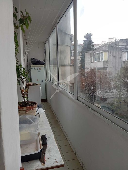 Продава се Тристаен апартамент в Бургас, Възраждане - 65 кв.м за 2231 €/кв.м - Снимка #6