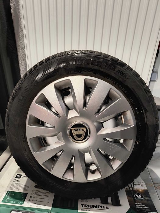 Jenti de tabla cu anvelope iarna Logan