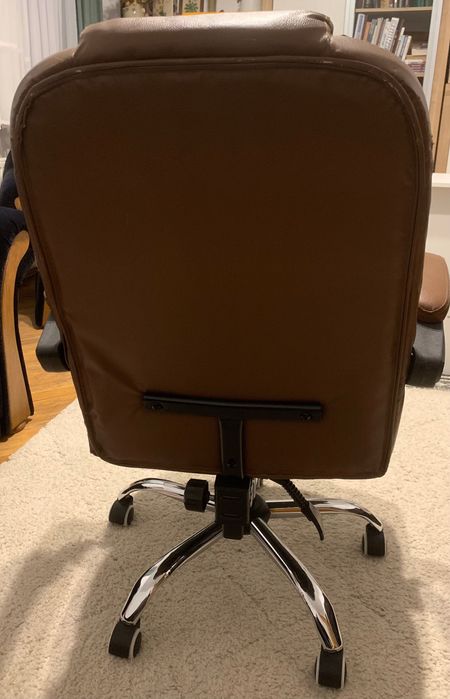 Scaun de birou cu funcție de masaj