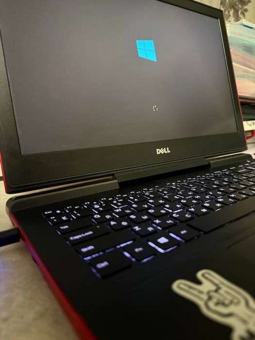 Игровой Dell Inspiron 15 7000 / GTX 1050 Ti / SSD + HDD