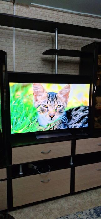 Продам смарт тв  LG OLED