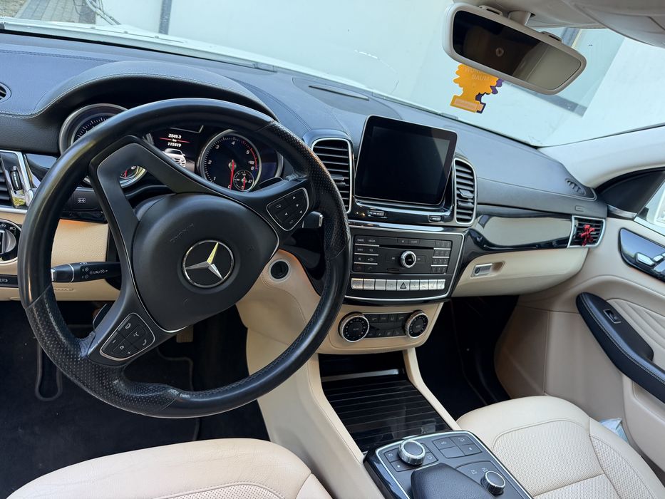 Gle coupe alb perlat