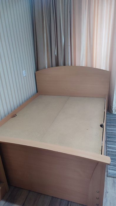 Продам двусральнюю кровать