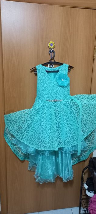 Нарядное платье 38 р.