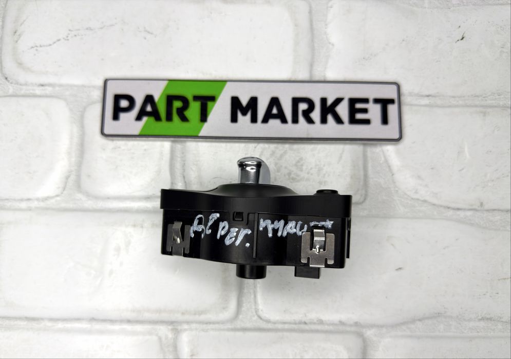 Ключ фарове AUDI A4 A5 Q5 8K0941531AL