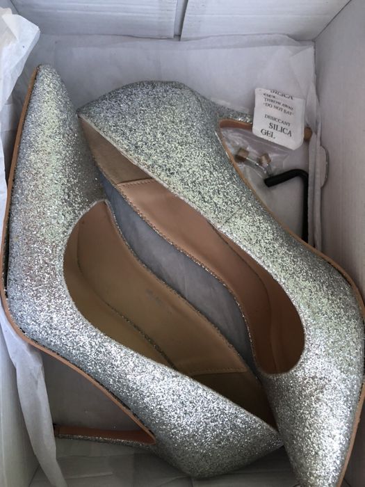 Дамски обувки на ток