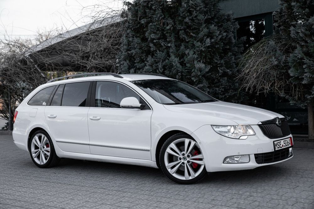 Skoda superb 2011/ diesel 2.0 / 140 CP