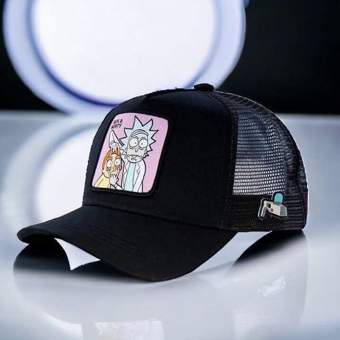 Мъжки шапки, плати една, вземи две - 23€