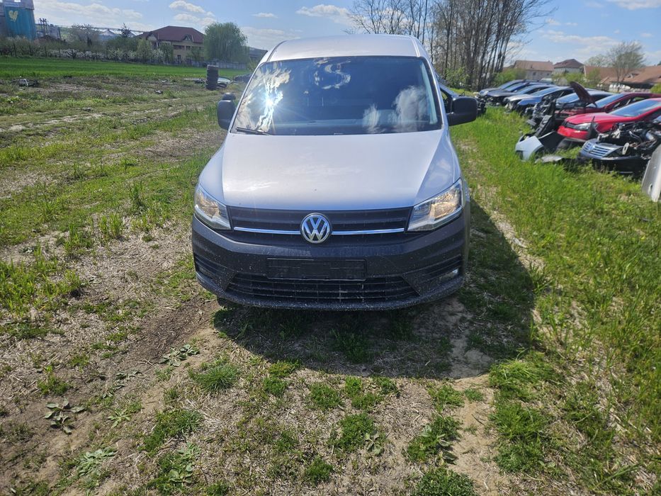 Capota motor vw caddy an 2018 LA7W