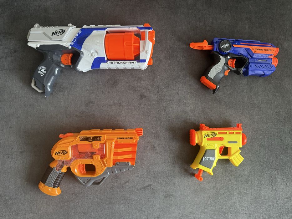 Комплект пистолети Nerf