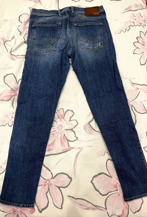 Сини дънки - LTB