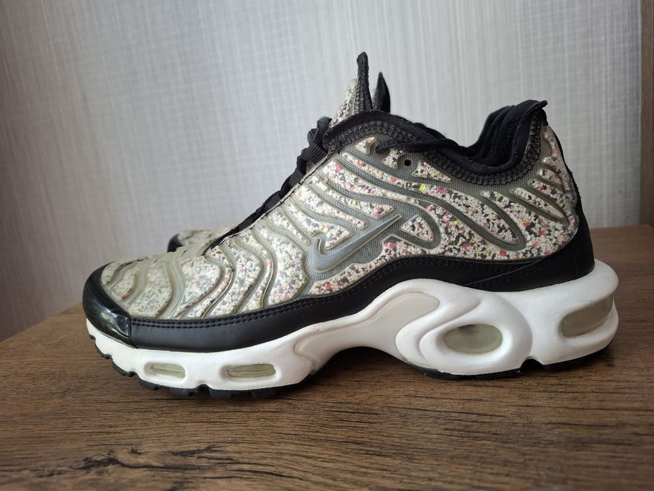 Nike air max plus дамски маратонки 40 номер.