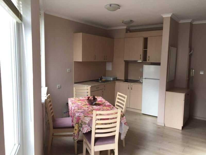 Дава се под наем Двустаен апартамент в Бургас, Възраждане - 45 кв.м за 350 € - Снимка #2