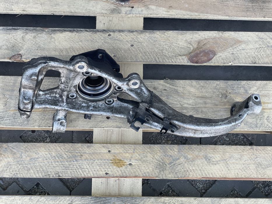 Преден ляв шенкел AUDI Q5 / SQ5 80A407559