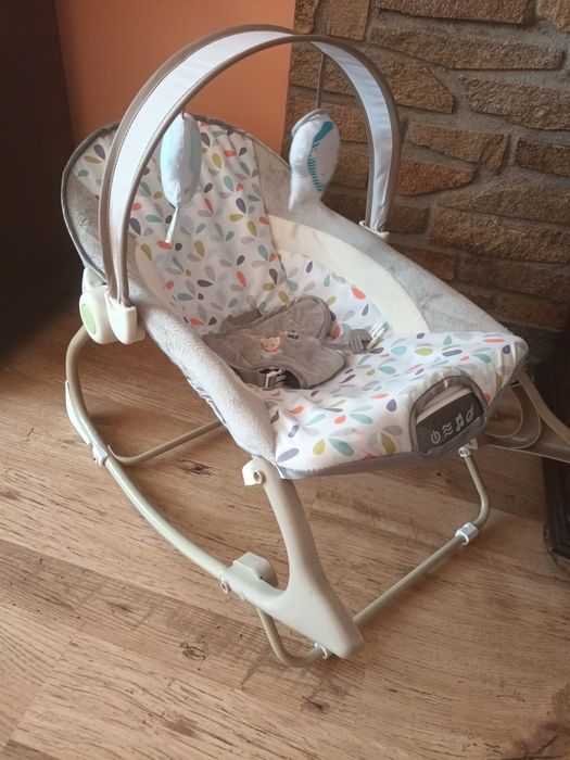 Музикален шезлонг Chipolino Dolce