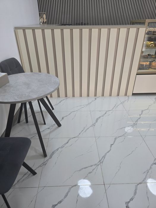 Продам почти новый ресепшен