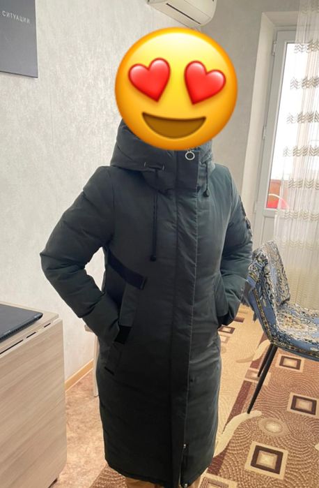 пуховик в отличном состояний